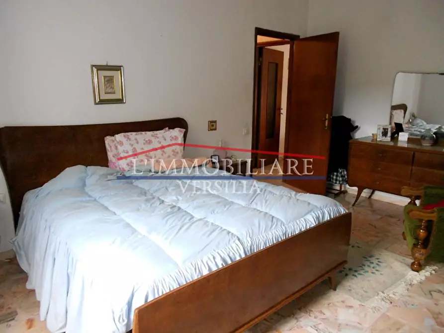 Immagine 18 di Casa bifamiliare in vendita  a Massa