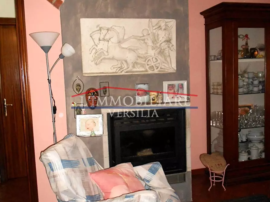 Immagine 29 di Casa bifamiliare in vendita  a Massa