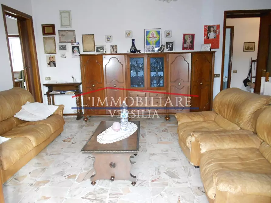 Immagine 14 di Casa bifamiliare in vendita  a Massa