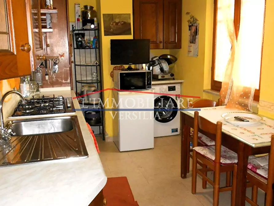 Immagine 26 di Casa bifamiliare in vendita  a Massa