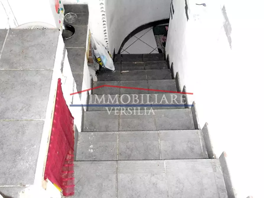 Immagine 43 di Casa bifamiliare in vendita  a Massa