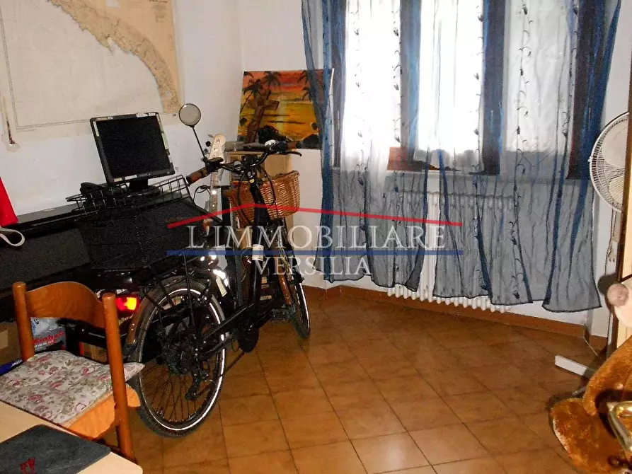 Immagine 39 di Casa bifamiliare in vendita  a Massa