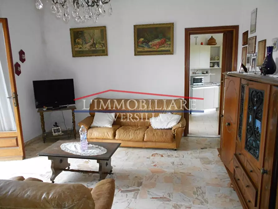 Immagine 12 di Casa bifamiliare in vendita  a Massa