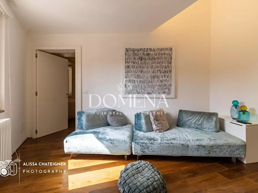 Immagine 11 di Appartamento in vendita  a Siena