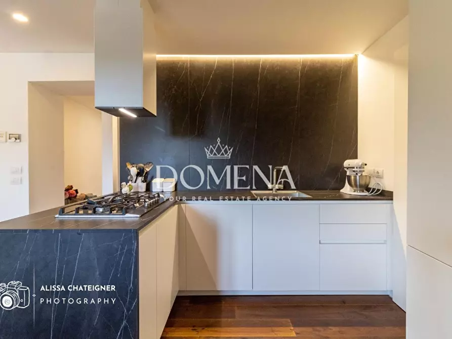 Immagine 42 di Appartamento in vendita  a Siena