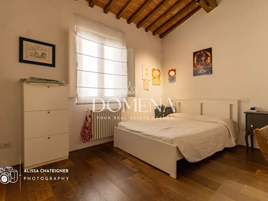 Immagine 34 di Appartamento in vendita  a Siena