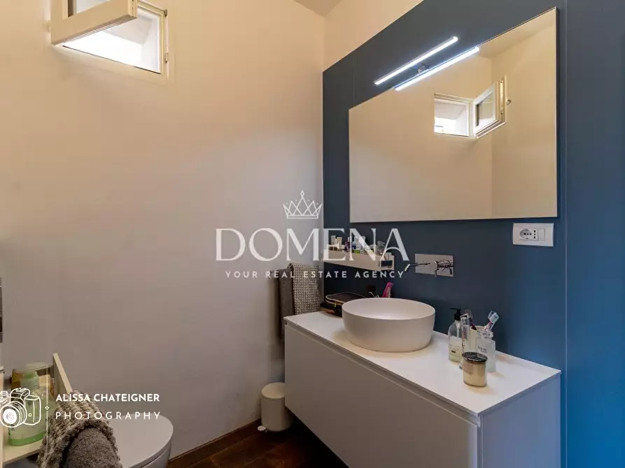 Immagine 17 di Appartamento in vendita  a Siena