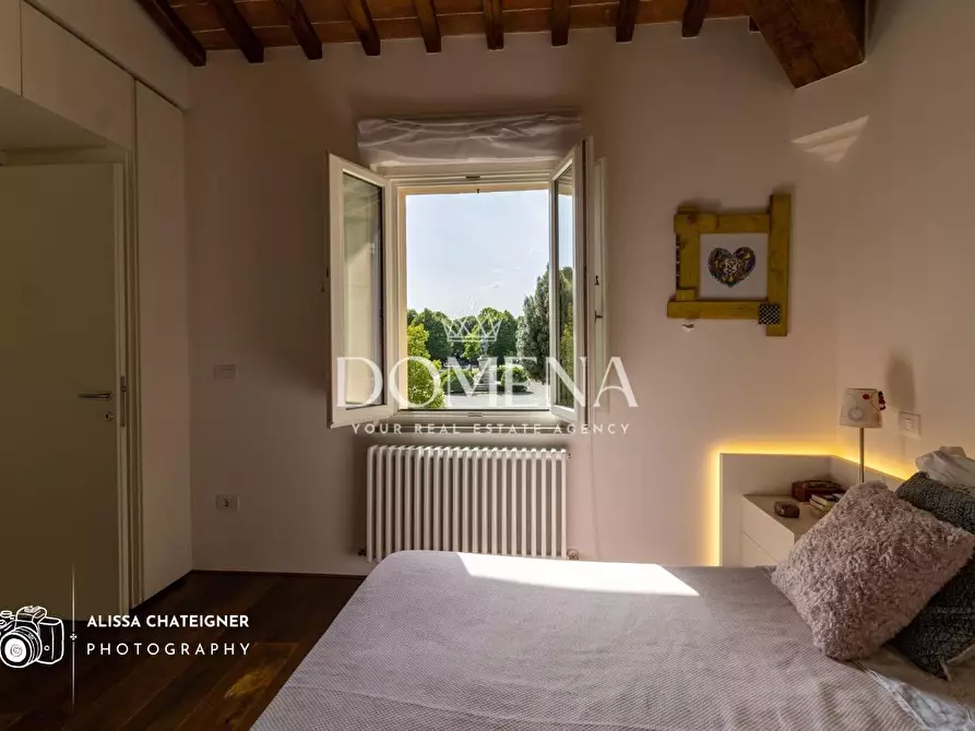 Immagine 21 di Appartamento in vendita  a Siena