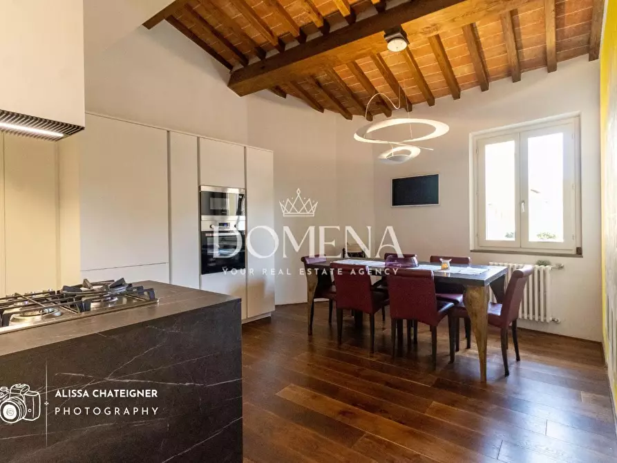 Immagine 39 di Appartamento in vendita  a Siena