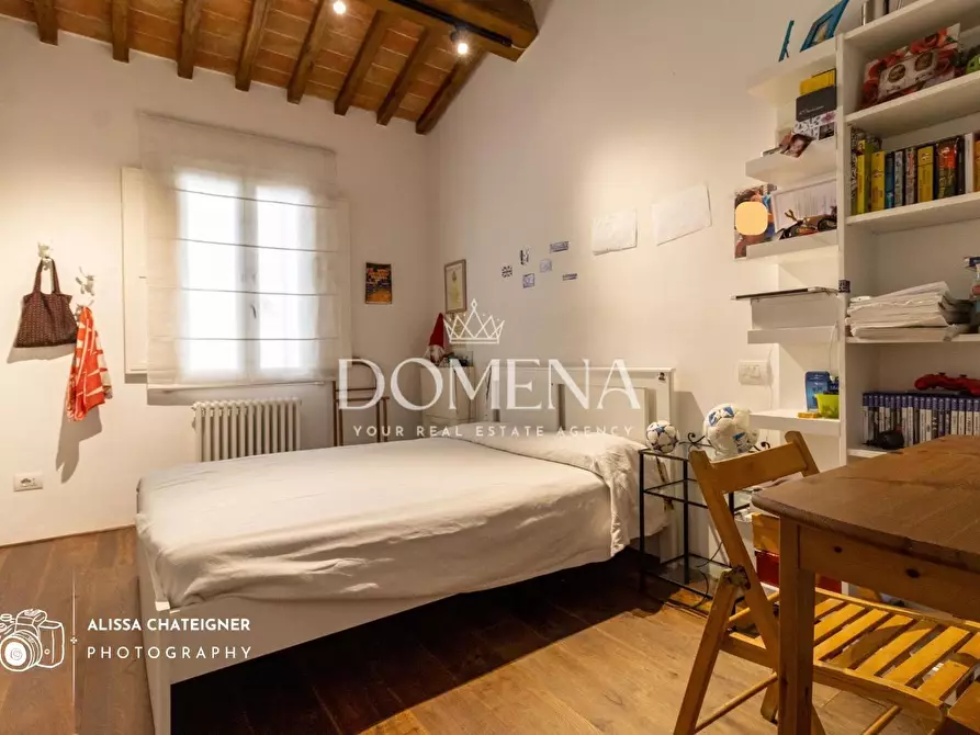 Immagine 25 di Appartamento in vendita  a Siena