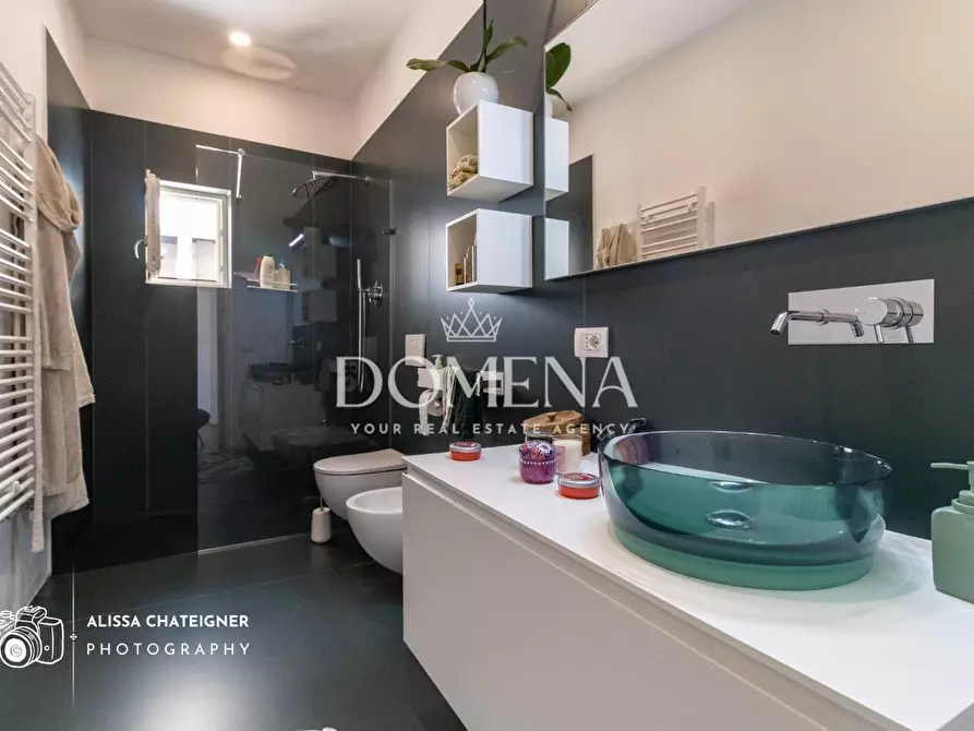 Immagine 23 di Appartamento in vendita  a Siena