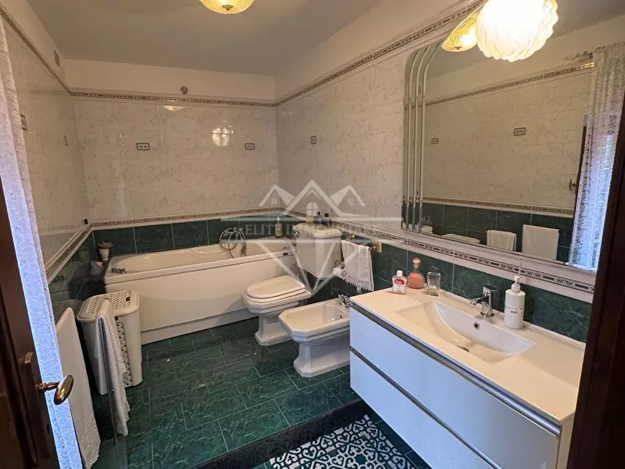 Immagine 22 di Terratetto in vendita  a Carrara