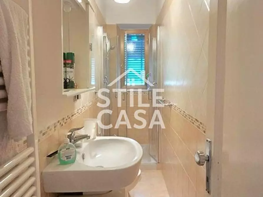 Immagine 22 di Appartamento in vendita  a Montecatini Terme