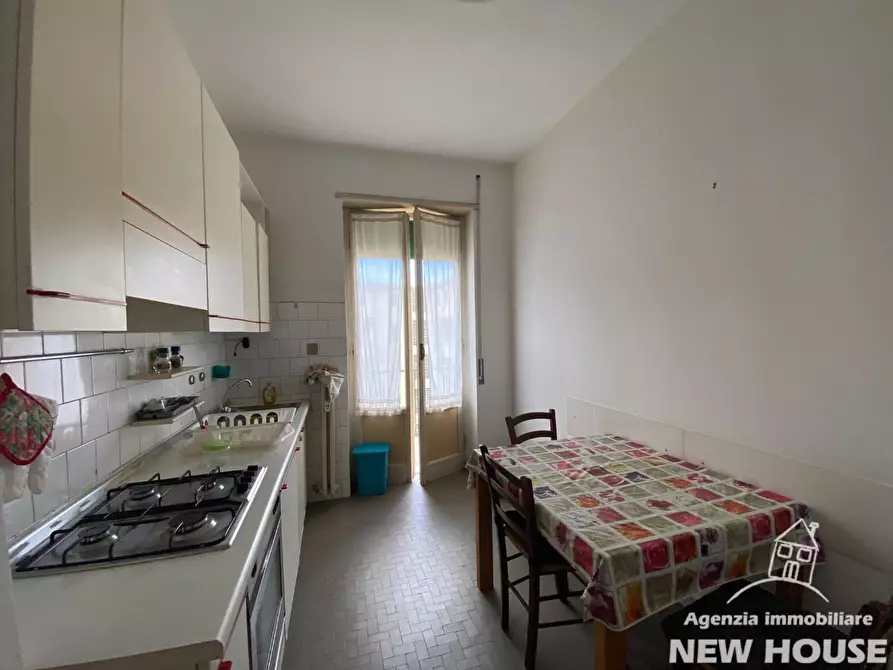 Immagine 46 di Appartamento in affitto  a Pisa