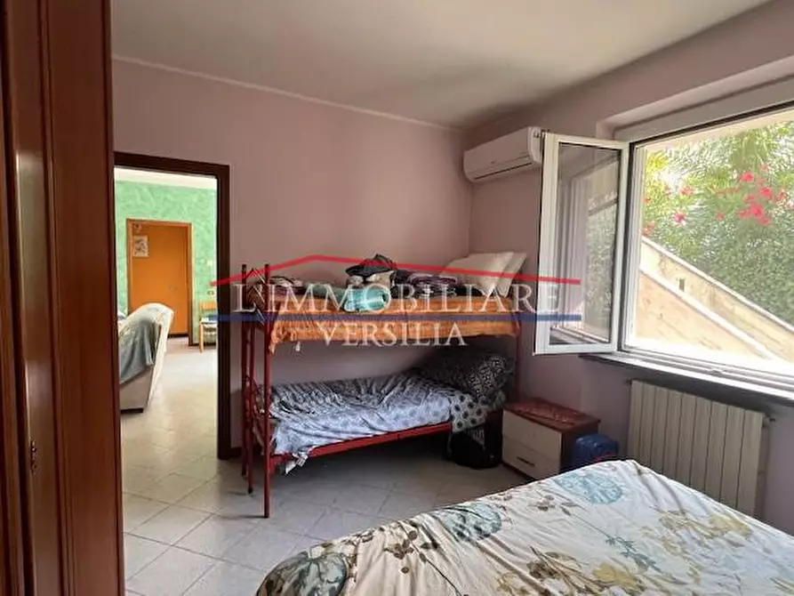 Immagine 32 di Casa bifamiliare in vendita  a Massa