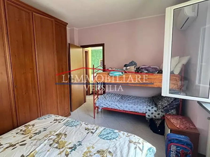 Immagine 31 di Casa bifamiliare in vendita  a Massa