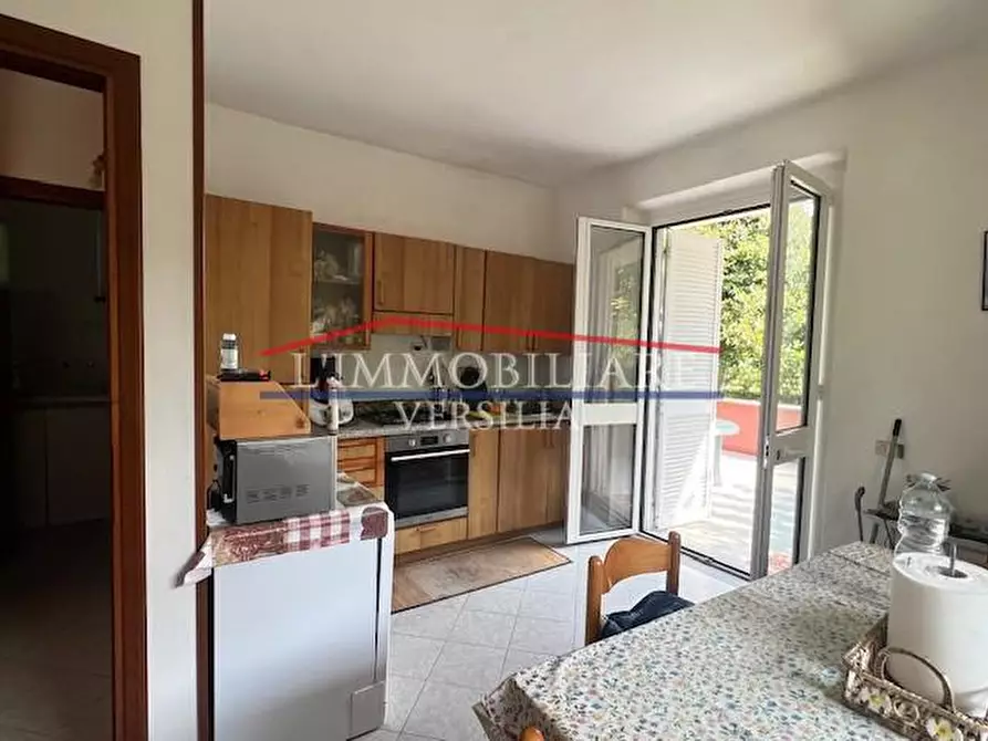 Immagine 16 di Casa bifamiliare in vendita  a Massa