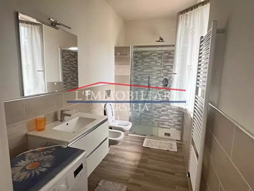 Immagine 51 di Casa bifamiliare in vendita  a Massa