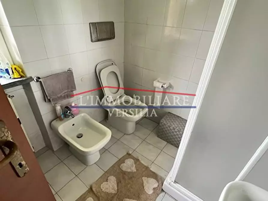 Immagine 26 di Casa bifamiliare in vendita  a Massa