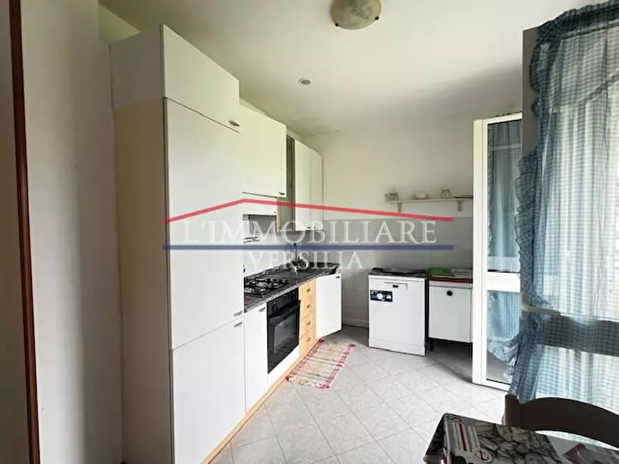 Immagine 47 di Casa bifamiliare in vendita  a Massa