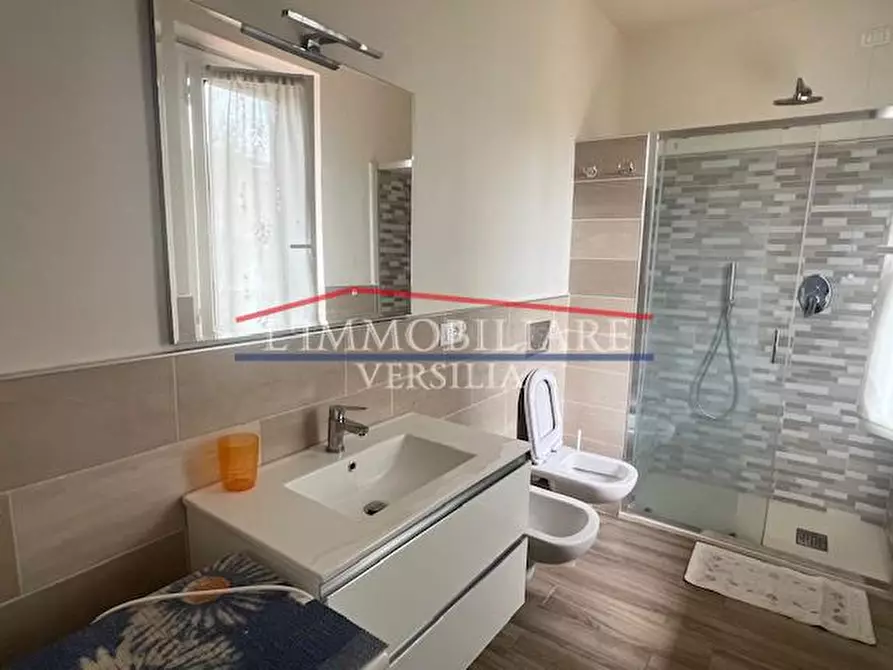 Immagine 52 di Casa bifamiliare in vendita  a Massa