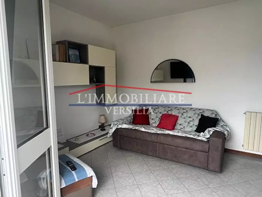 Immagine 40 di Casa bifamiliare in vendita  a Massa