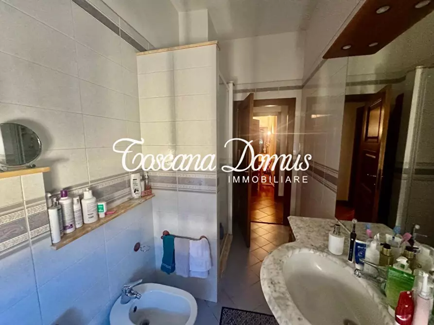 Immagine 14 di Appartamento in vendita  a Siena