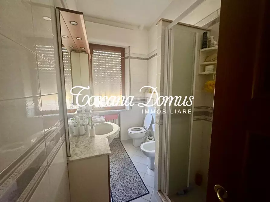 Immagine 13 di Appartamento in vendita  a Siena