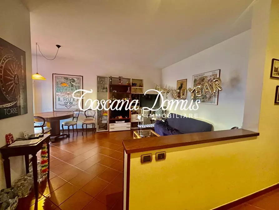 Immagine 4 di Appartamento in vendita  a Siena