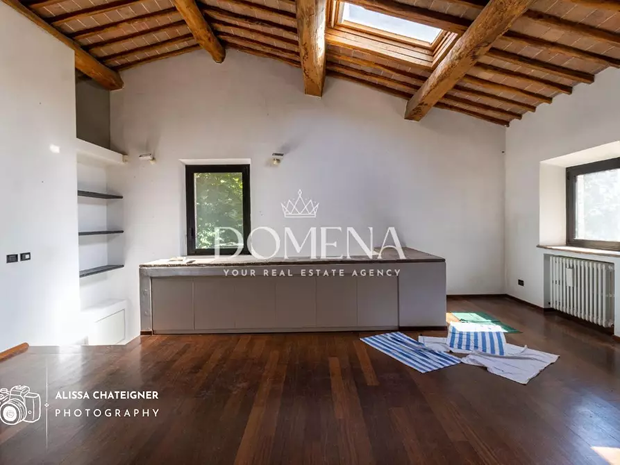 Immagine 16 di Porzione di casa in vendita  a Siena