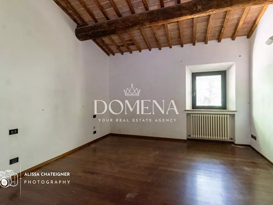 Immagine 34 di Porzione di casa in vendita  a Siena