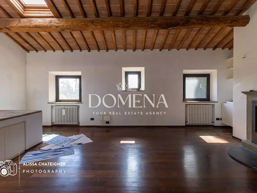 Immagine 14 di Porzione di casa in vendita  a Siena