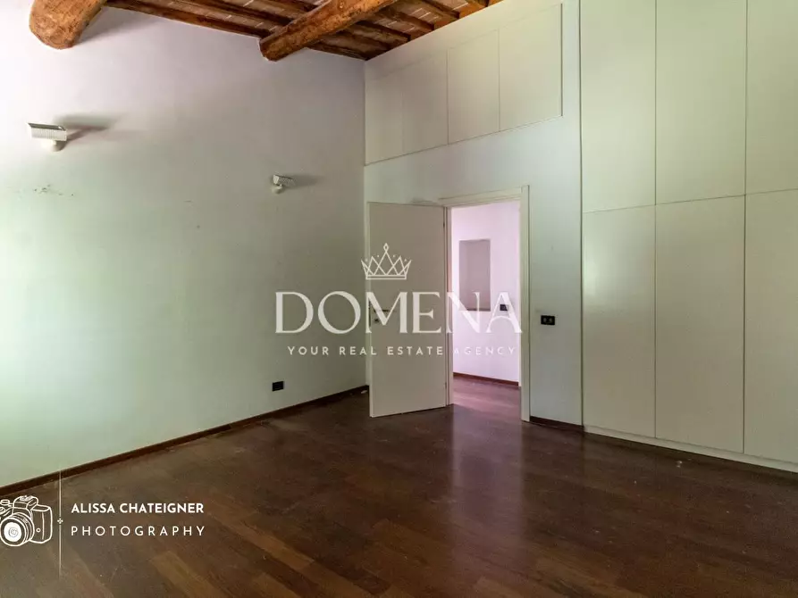 Immagine 37 di Porzione di casa in vendita  a Siena