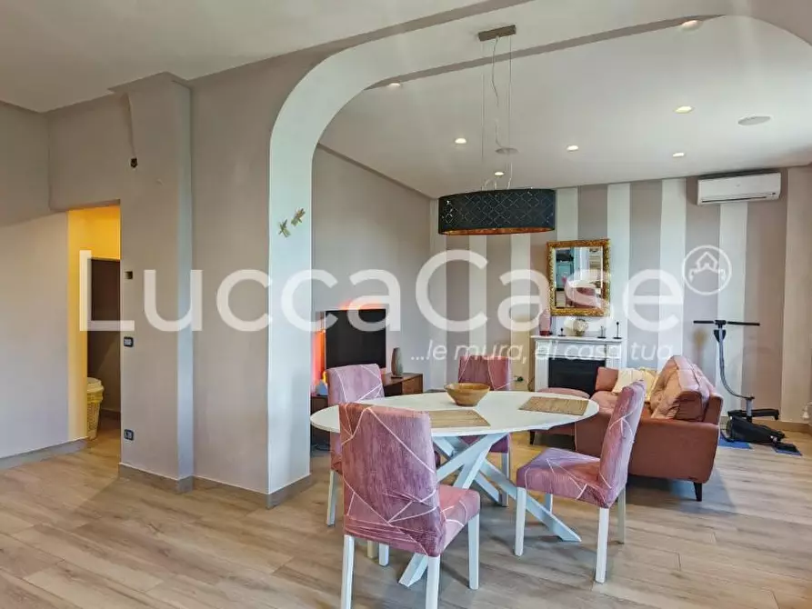 Immagine 1 di Appartamento in vendita  a Capannori