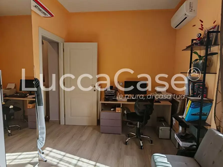 Immagine 8 di Appartamento in vendita  a Capannori