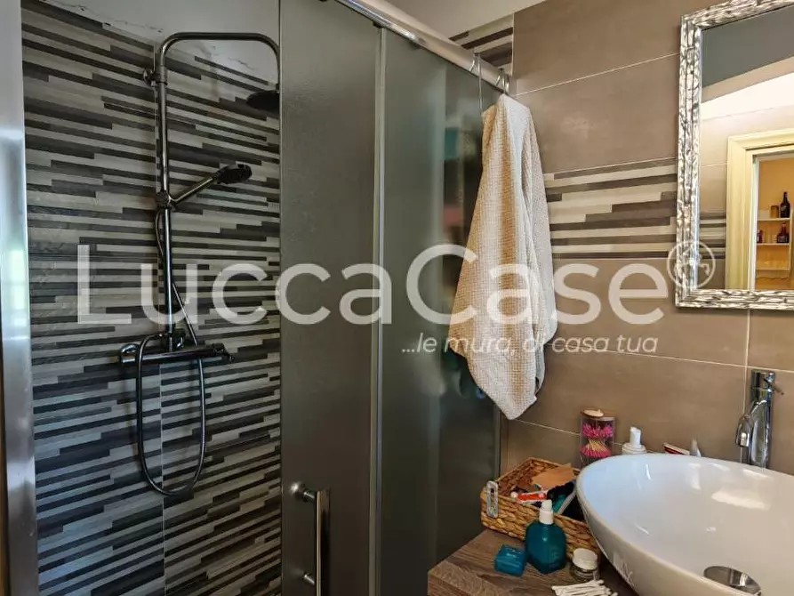 Immagine 12 di Appartamento in vendita  a Capannori