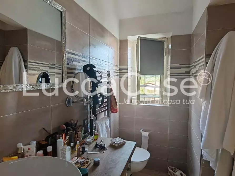 Immagine 11 di Appartamento in vendita  a Capannori