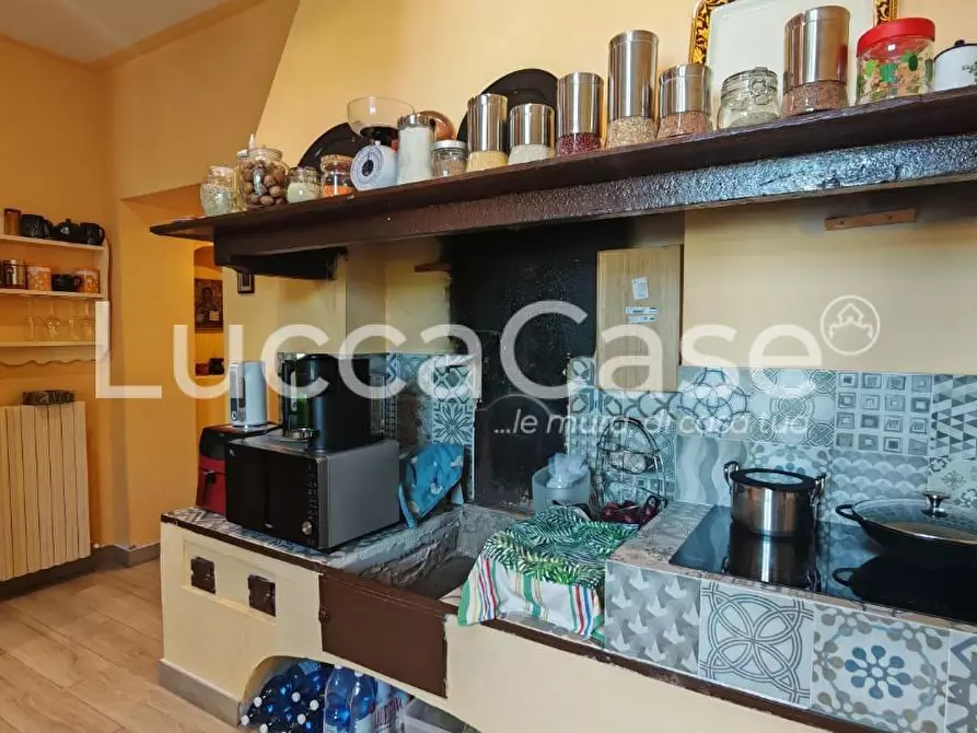 Immagine 10 di Appartamento in vendita  a Capannori