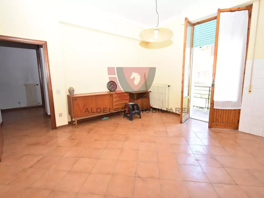 Immagine 15 di Appartamento in vendita  a Colle Di Val D'elsa