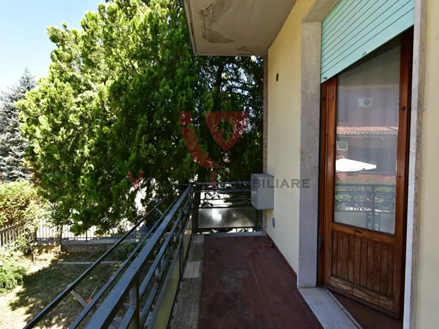 Immagine 18 di Appartamento in vendita  a Colle Di Val D'elsa