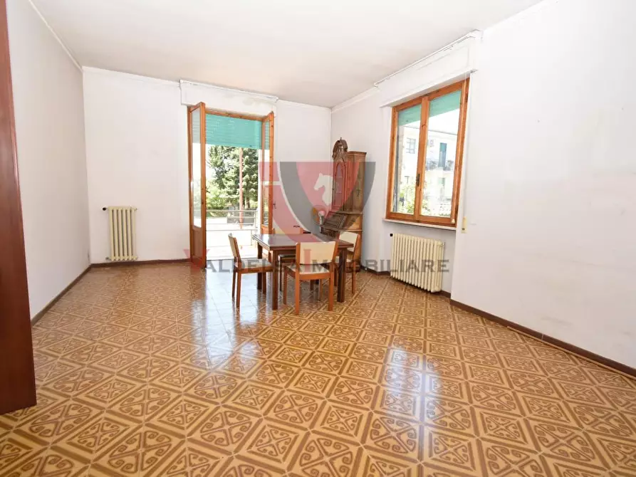 Immagine 10 di Appartamento in vendita  a Colle Di Val D'elsa