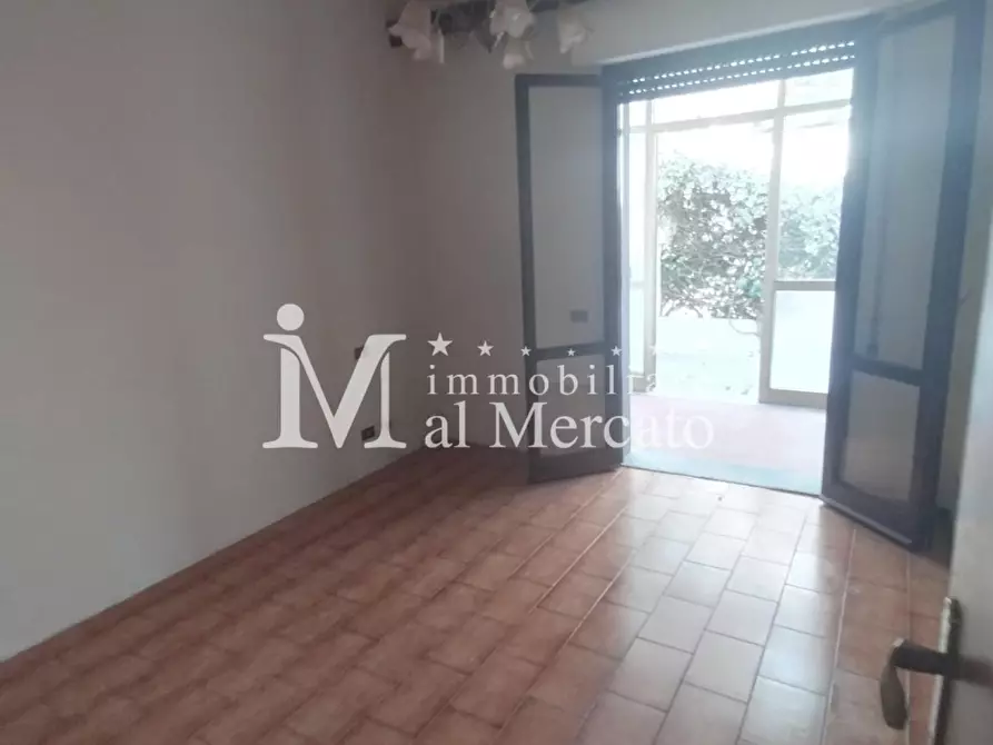 Immagine 8 di Appartamento in vendita  a Viareggio