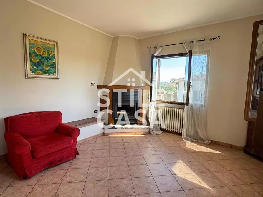 Immagine 5 di Casa bifamiliare in vendita  a Altopascio