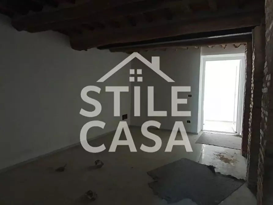 Immagine 13 di Terratetto in vendita  a Lucca