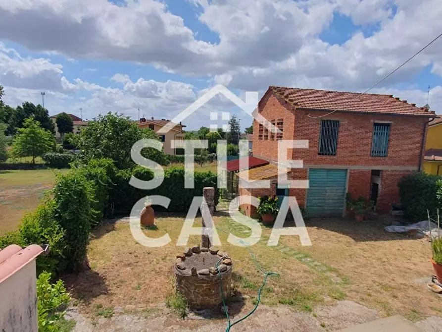 Immagine 10 di Casa indipendente in vendita  a Porcari