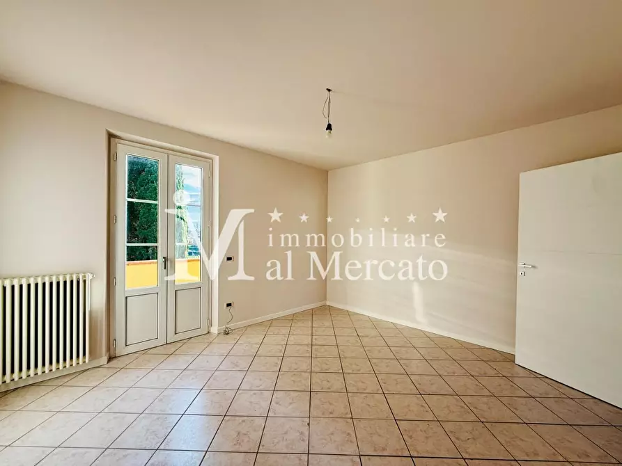 Immagine 14 di Appartamento in vendita  a Porcari