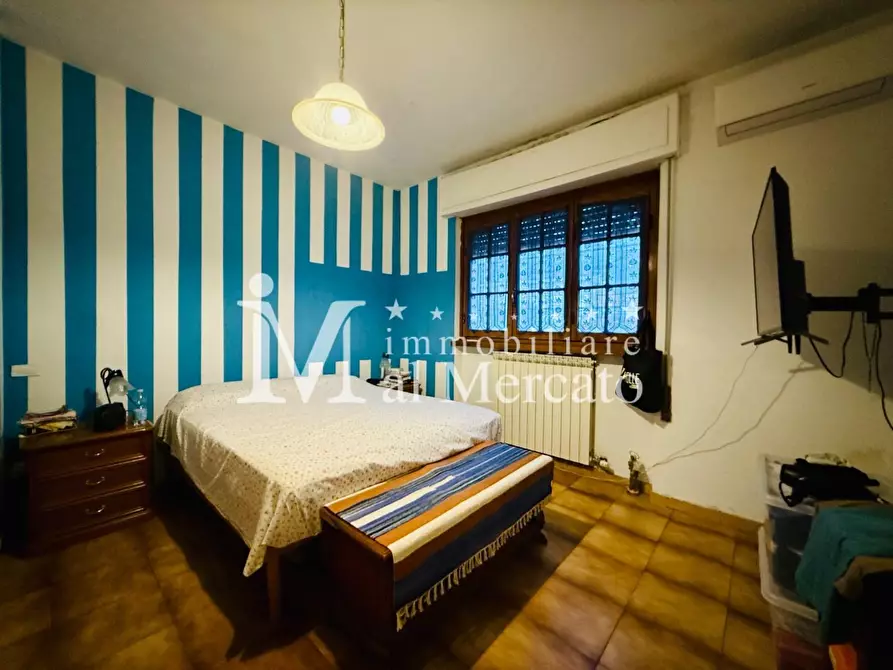 Immagine 31 di Casa bifamiliare in vendita  a Viareggio