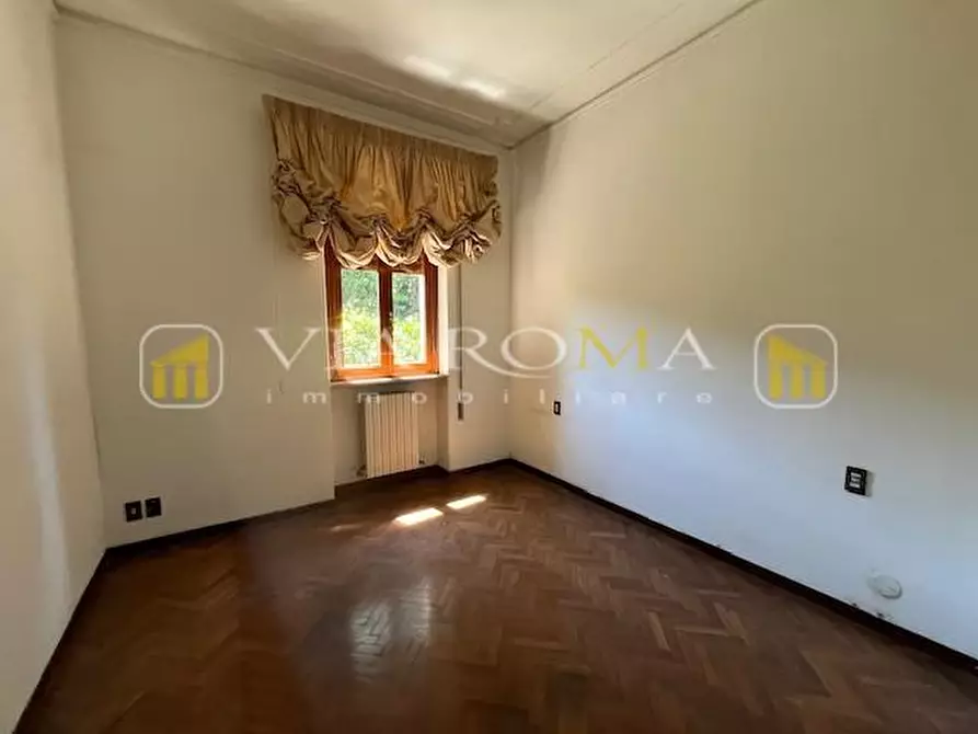 Immagine 16 di Villa in vendita  a Capannori
