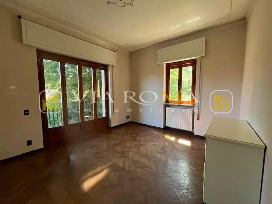 Immagine 18 di Villa in vendita  a Capannori