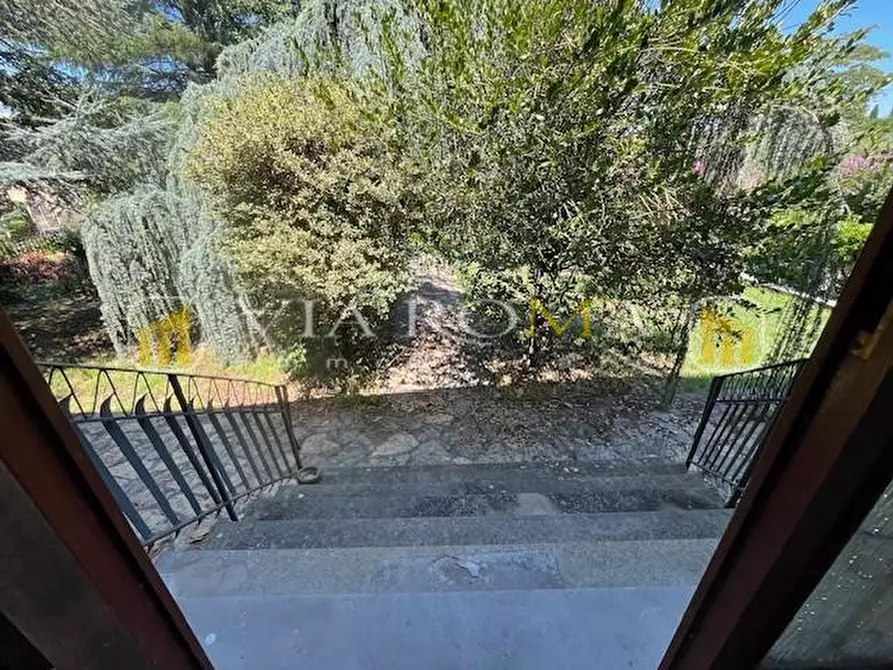 Immagine 23 di Villa in vendita  a Capannori